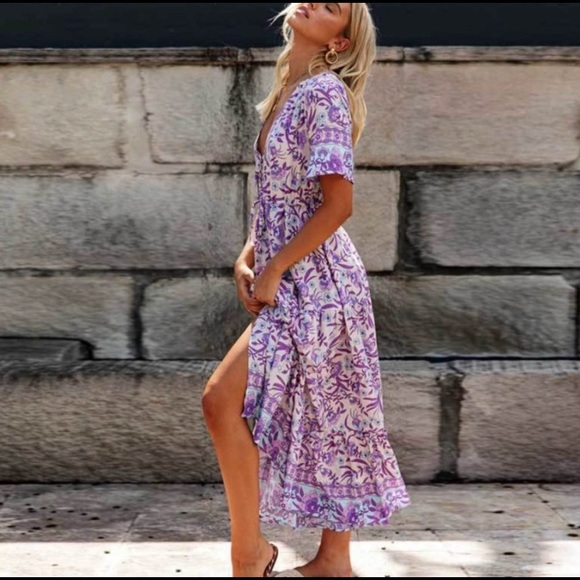 Beautiful Lilac & Light Blue Print Maxi Dress! - Picture 4 of 4